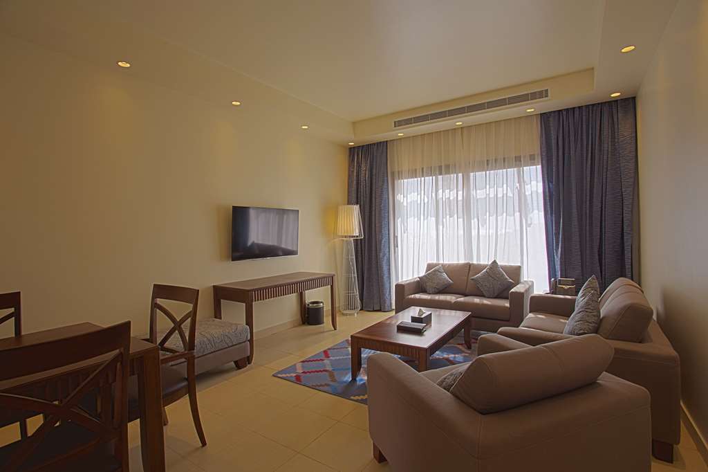 Golden Tulip Sharma Resort 객실 사진