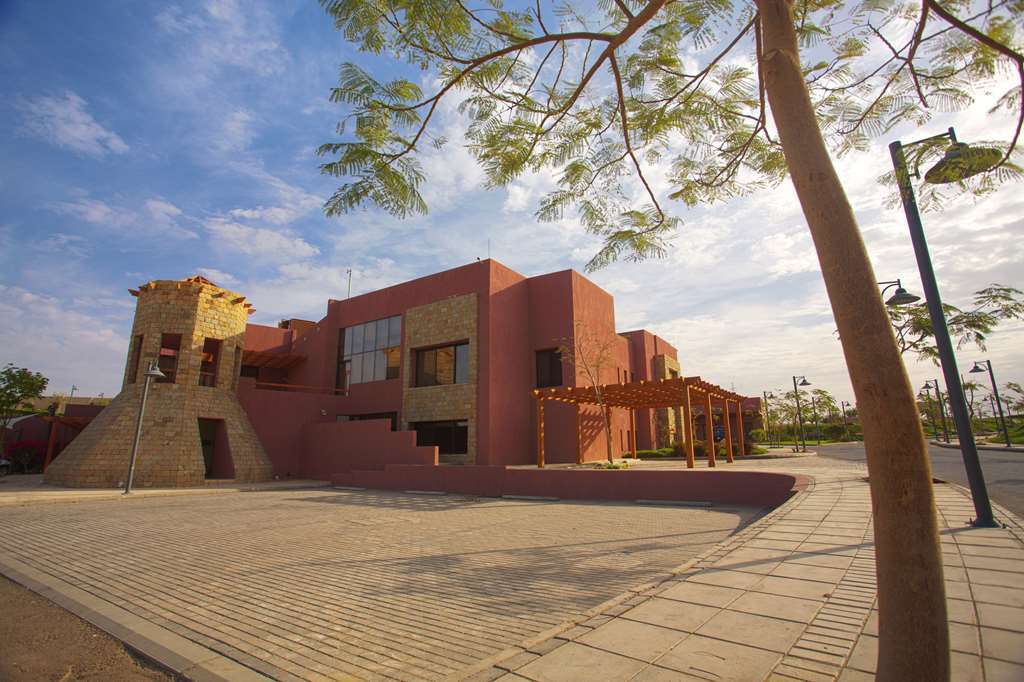 Golden Tulip Sharma Resort 시설 사진