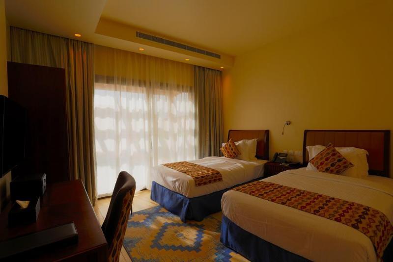 Golden Tulip Sharma Resort 외부 사진